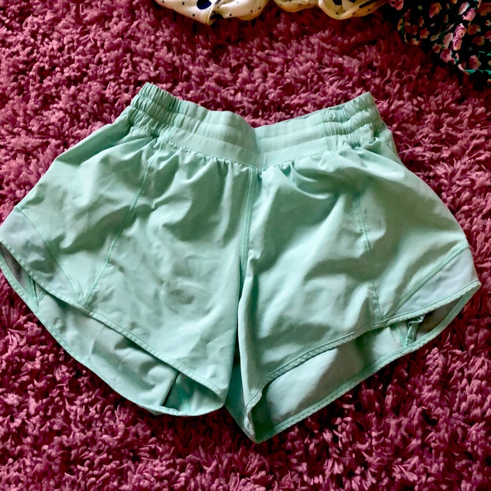 size 4 tall mint green lulu short